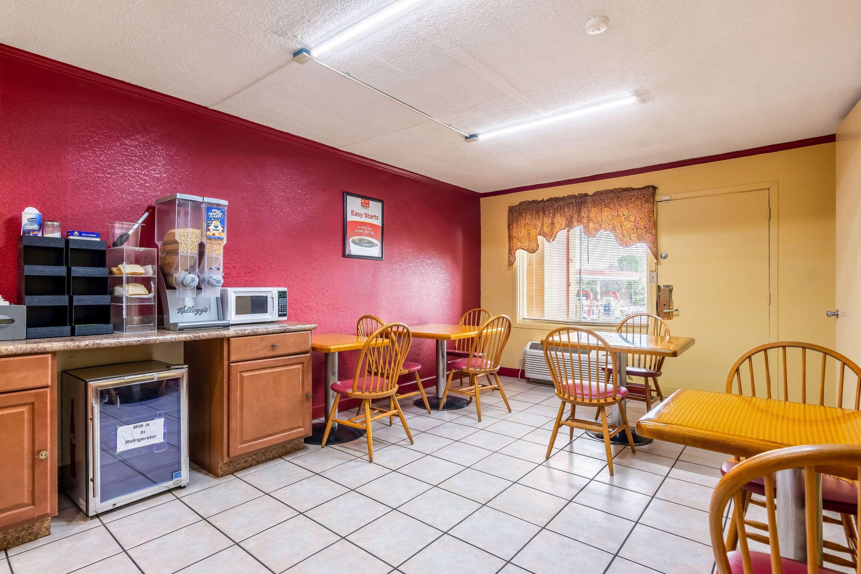 Econo Lodge Charlotte Airport Area Luaran gambar