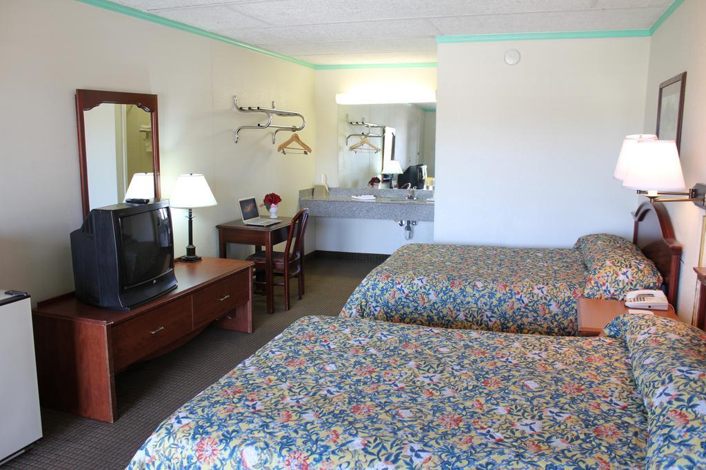 Econo Lodge Charlotte Airport Area Luaran gambar